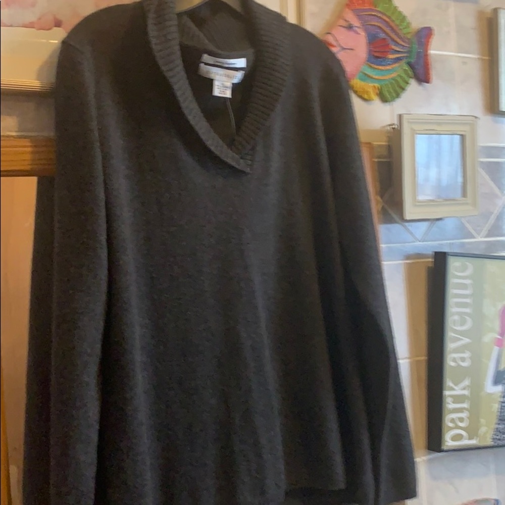 Pursuits Ltd sweater